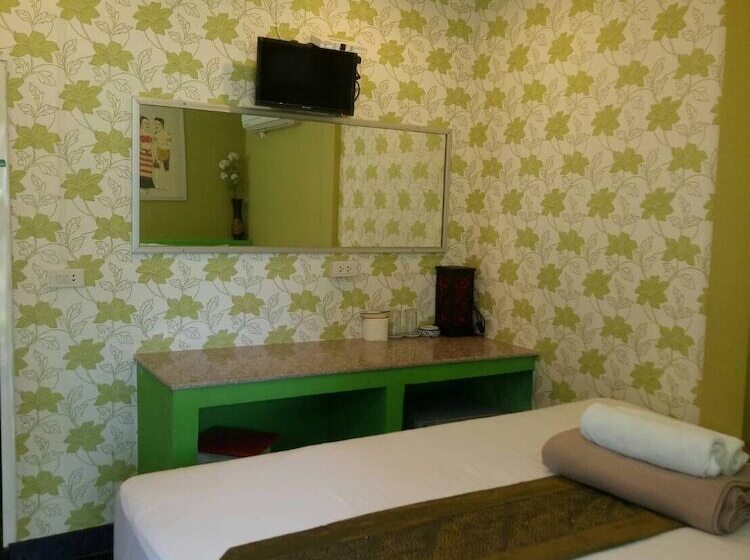 هتل Paifha Beach Resort