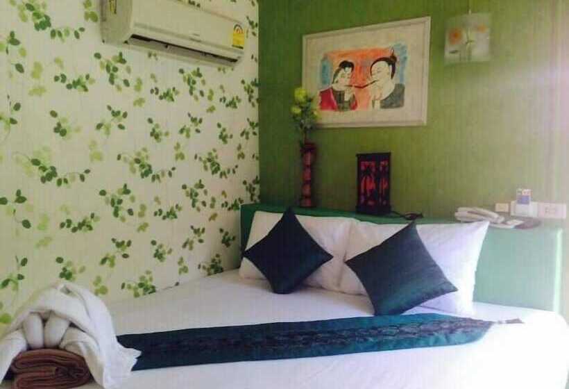 هتل Paifha Beach Resort