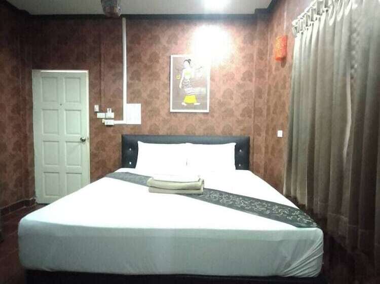 هتل Paifha Beach Resort