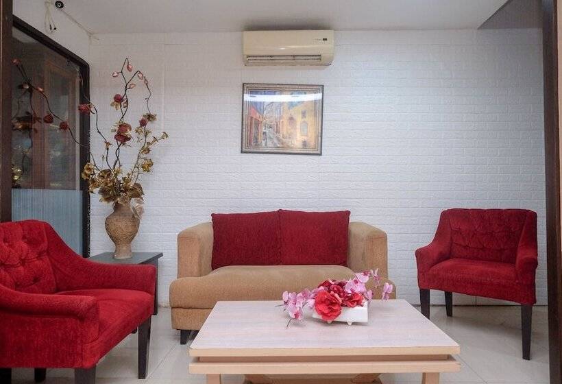 Fotos del hotel Reddoorz Plus @ Grand Populer:  33