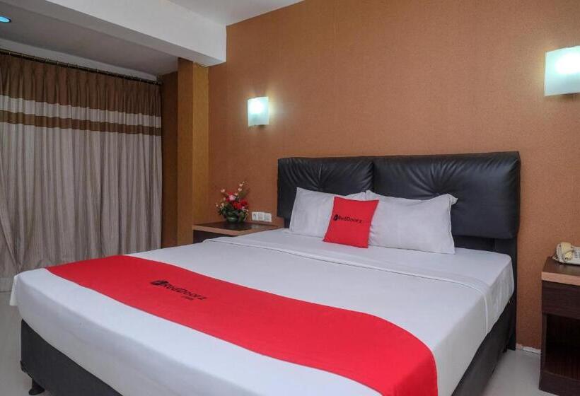 Fotos del hotel Reddoorz Plus @ Grand Populer:  43
