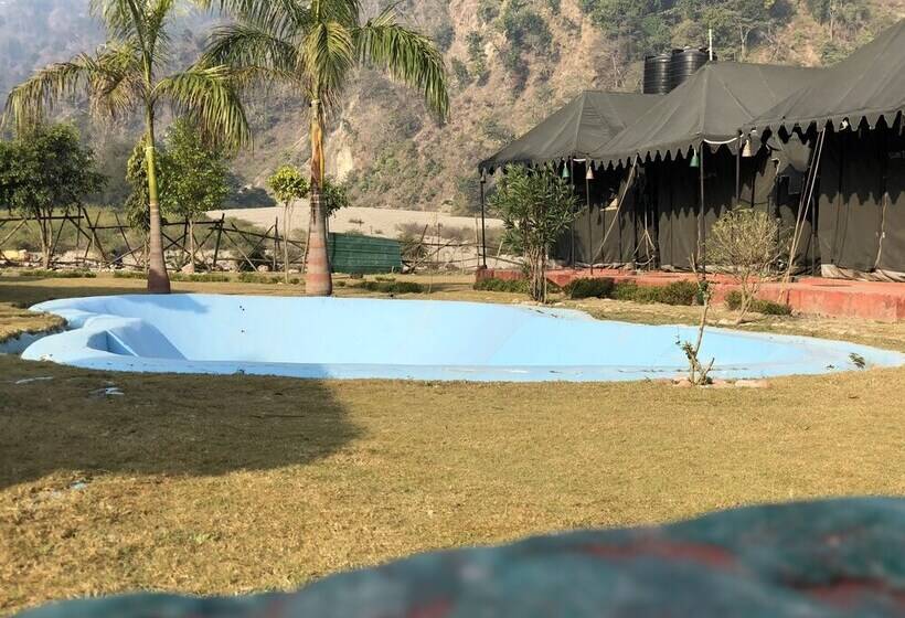 هتل Second Life Resorts