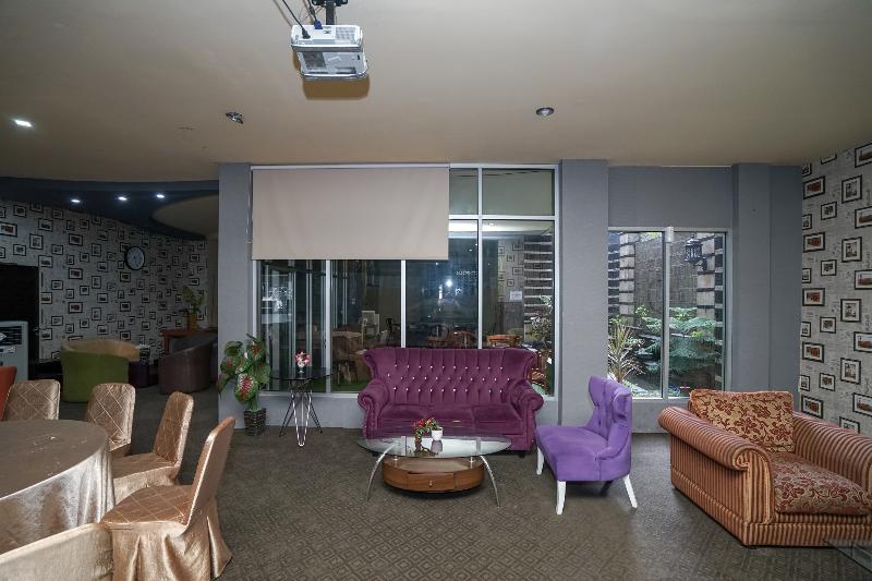 בית מלון כפרי Urbanview Best Skip Palembang