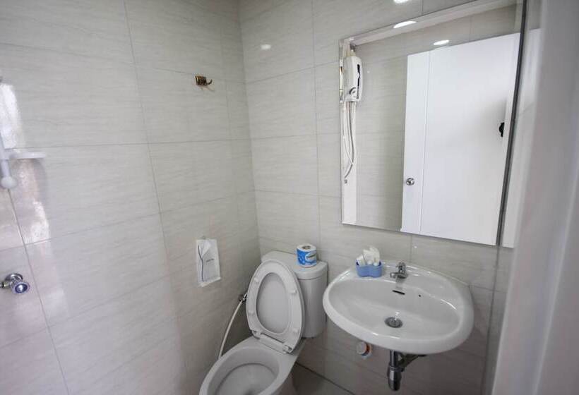 Отель Vimaan Navy Resort