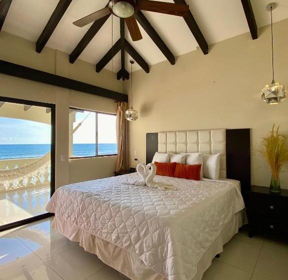 فندق Vista Las Olas Resort