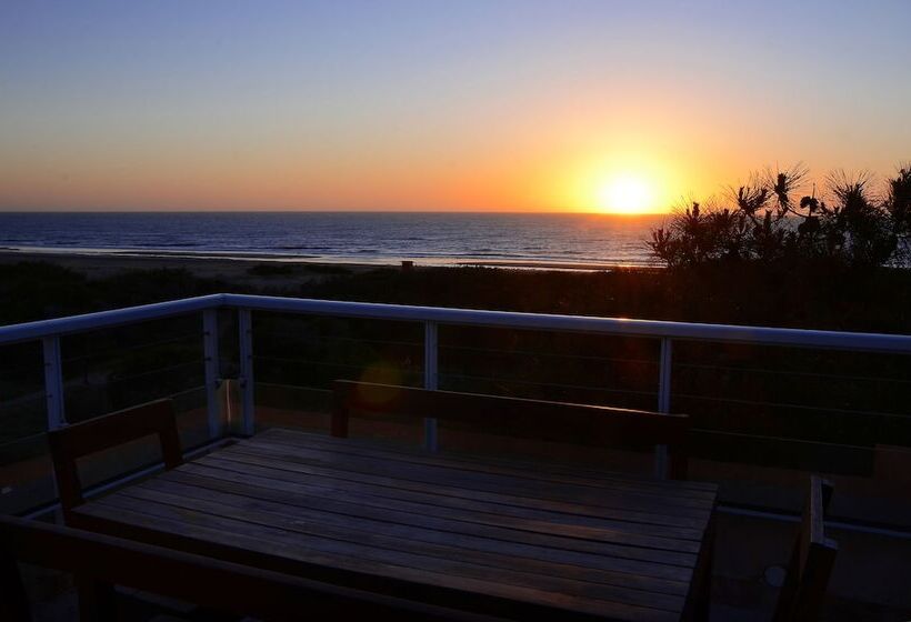 Jaina Resort & Spa