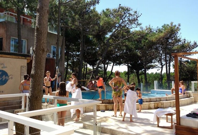 Jaina Resort & Spa