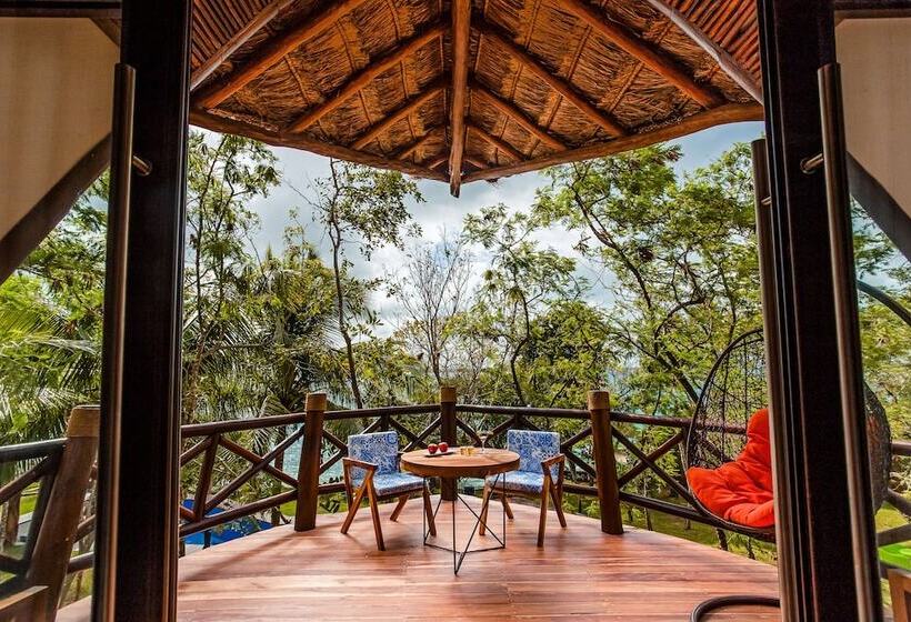 Mia Bacalar Luxury Resort & Spa