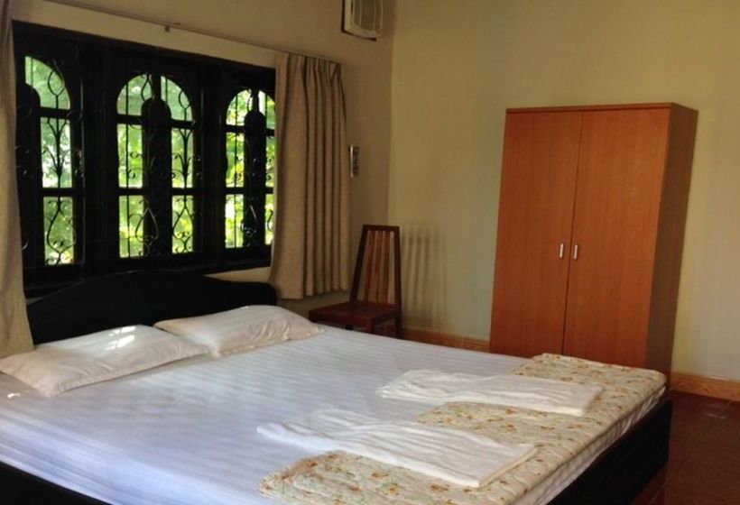 پانسیون La Gondola Guesthouse And Restuarant