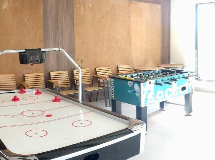 استراحتگاه Club Mahindra Dwarka