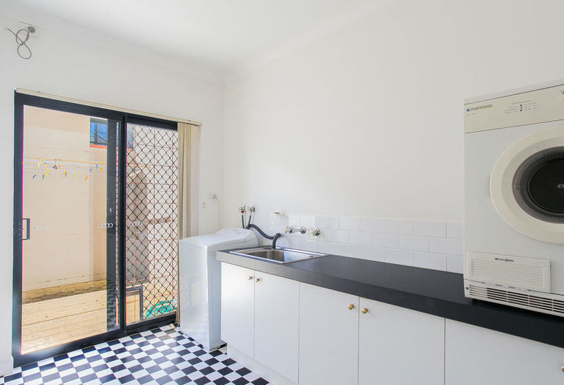 Beach Rd Villas By Rockingham Apartments