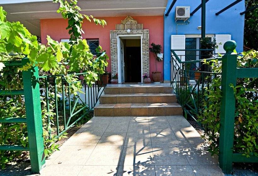 Tsertos Apartments