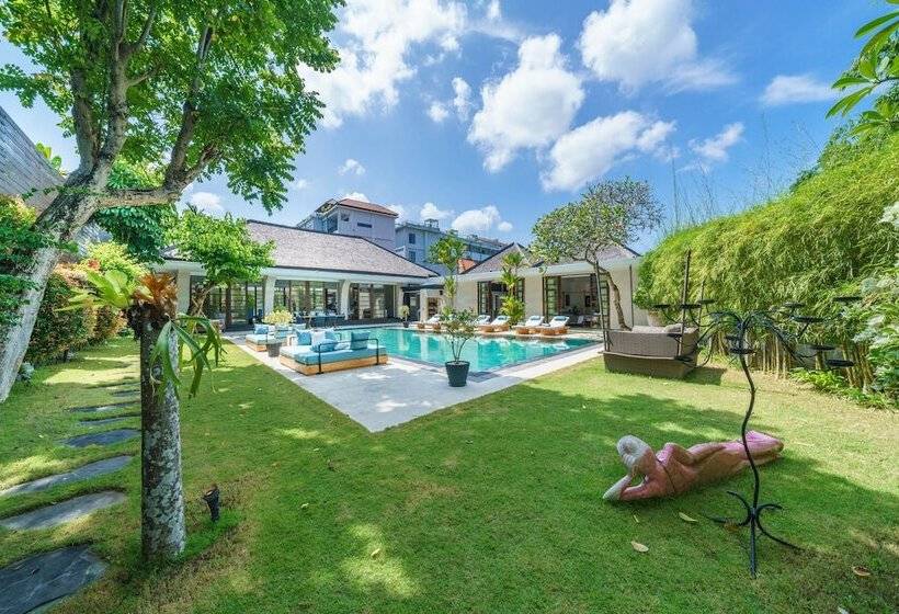 Villa Karishma