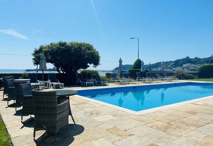 ベッドアンドブレックファースト La Haule Manor