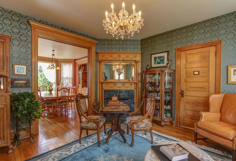 Habberstad House Bed And Breakfast