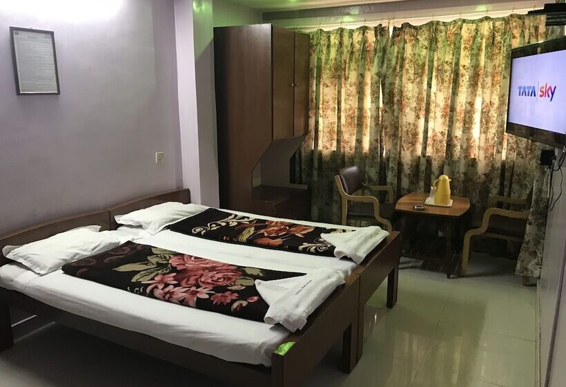 호텔 Campal Beach Resort