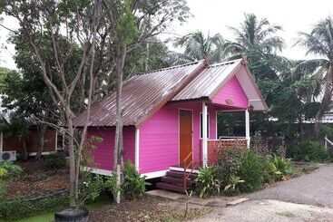 هتل Chokesombat Resort