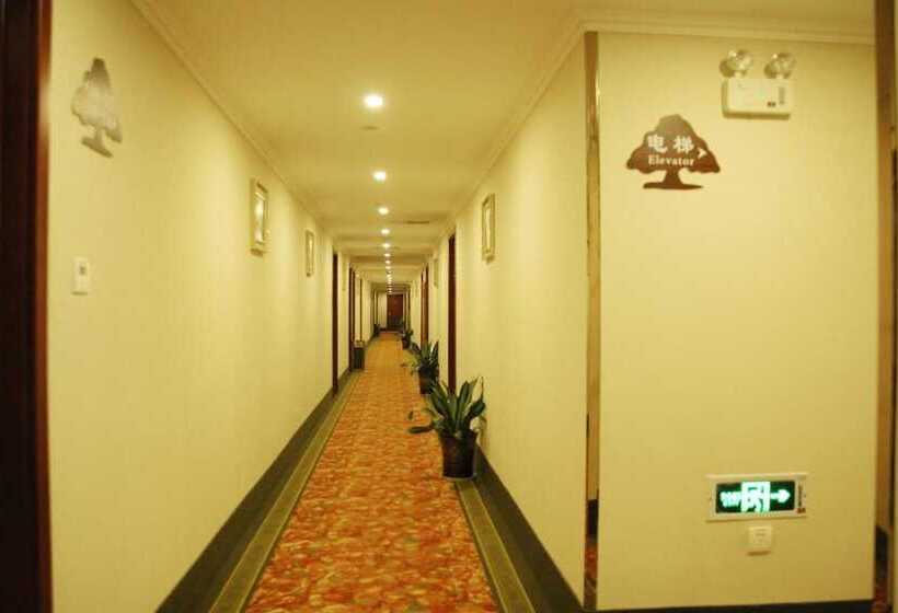 هتل Greentree Inn Linxi International Convention Center Express
