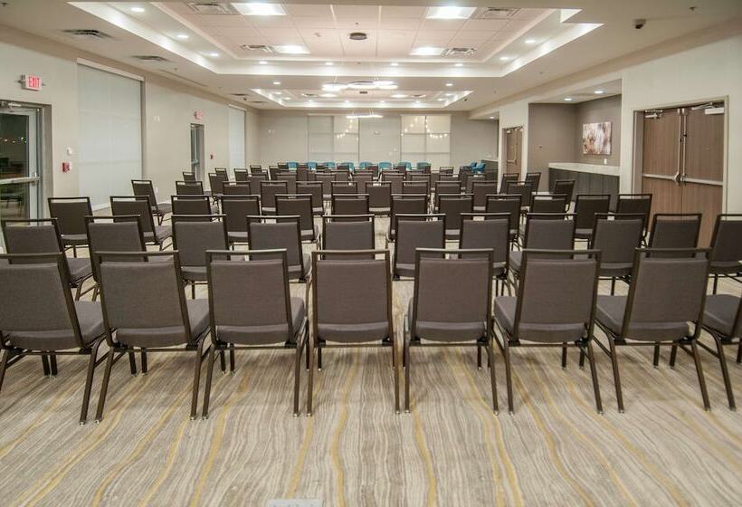 هتل Hilton Garden Inn Jackson/clinton
