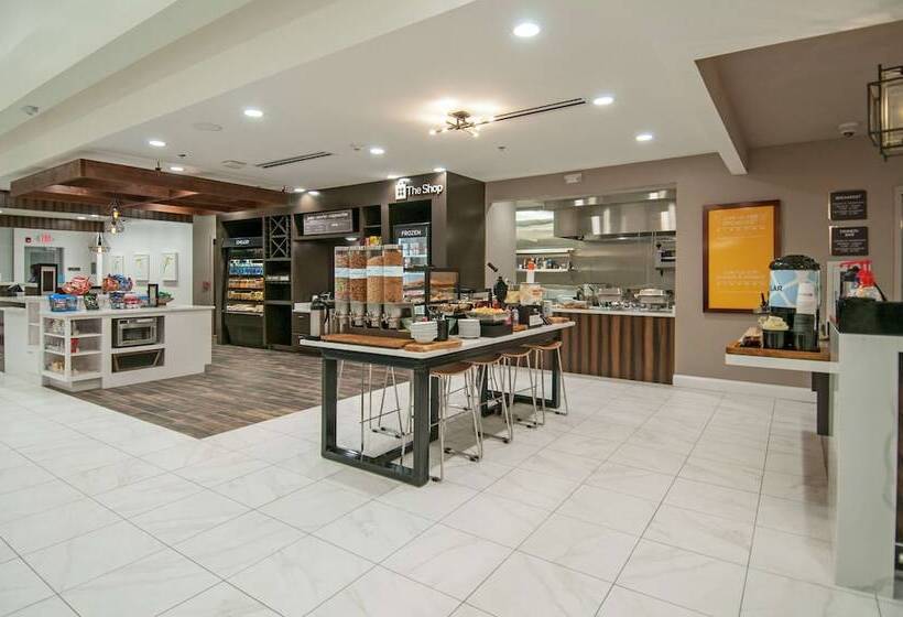 هتل Hilton Garden Inn Jackson/clinton