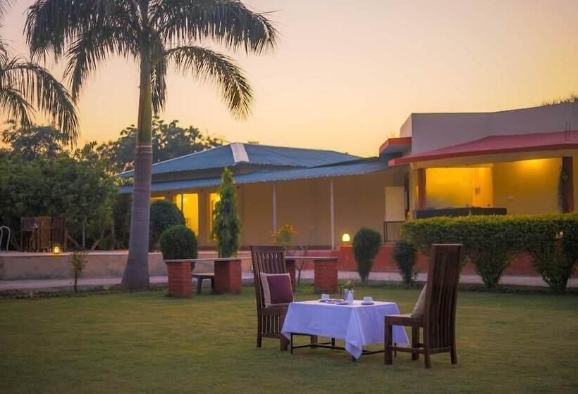 هتل Ranthambore Tiger Inn Comfort Resort