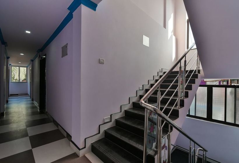 Oyo 11525 Hotel Queen Of Queens Standard