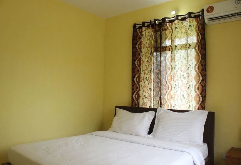 Oyo 9280 Home 2 Bhk Miramar Beach