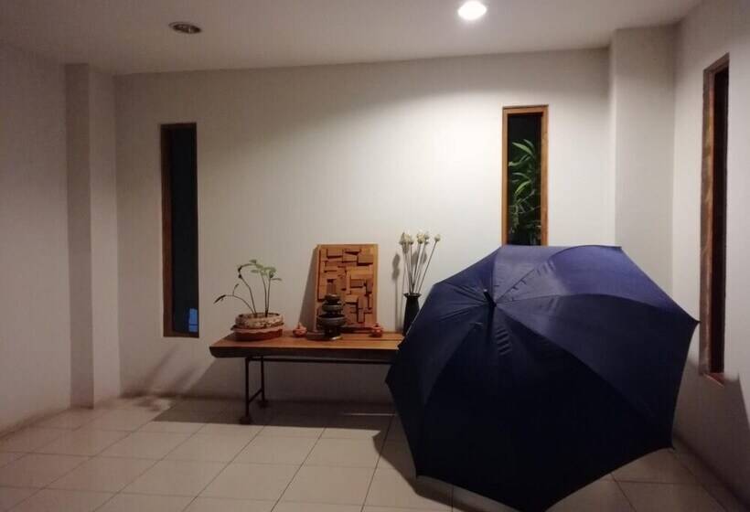 پانسیون Ao Apartment