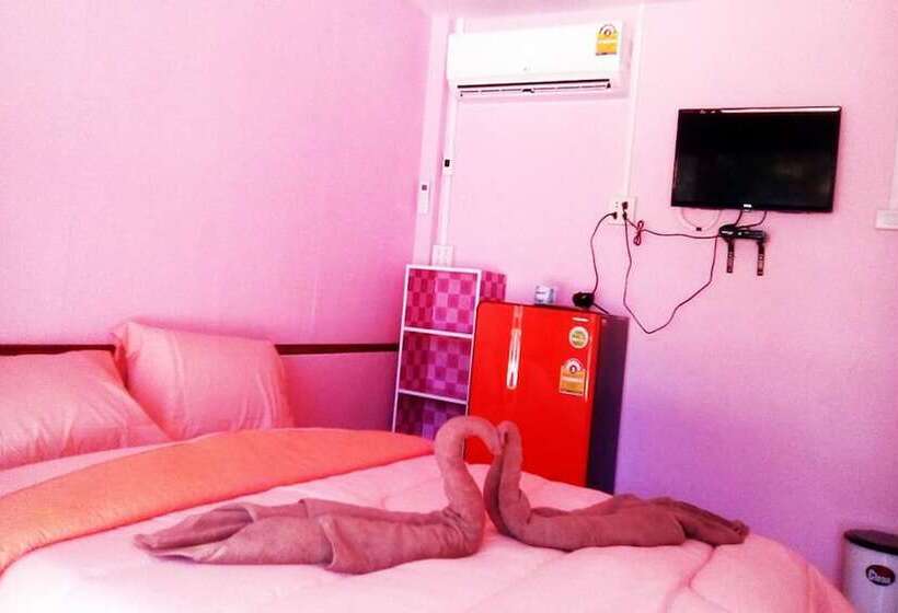 پانسیون Lucky Bungalow