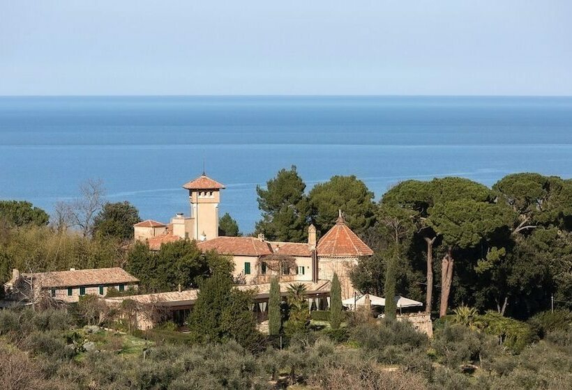 پانسیون Villa Giulia