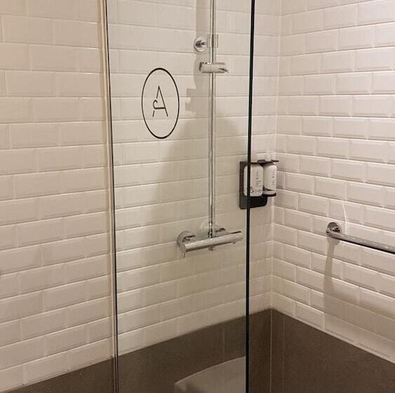 Fotos del hotel Aerotel London Heathrow T2 & T3:  14