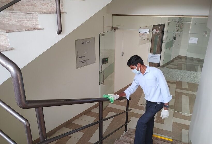 هتل Downtown Business