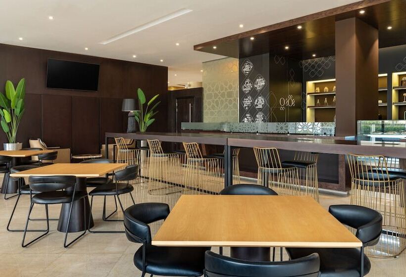 Fotos del hotel Occidental Dubai Production City:  46