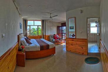 Fotos del hotel Highland Village Resort:  70