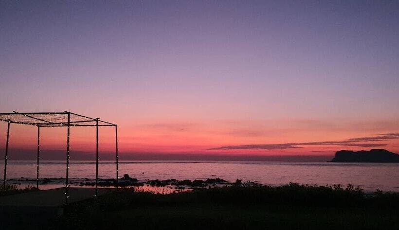 هتل The Beach Resort & Residence   Sha Plus