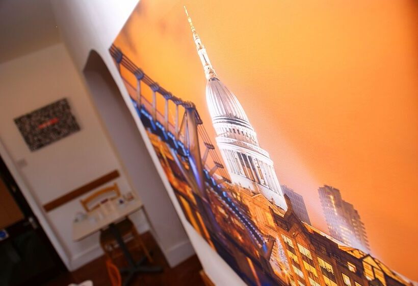 Fotos del hotel The Hindes Hotel  B&b:  8