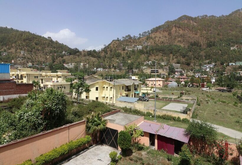 پانسیون Oyo 13884 Holiday Homes