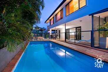 Sardinia 7 Bedroom Waterfront House Q Stay