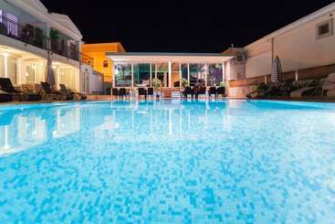 Adriatic Hill Apartments