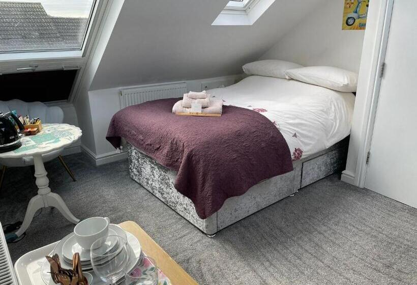 مبيت وإفطار Redwing Rise