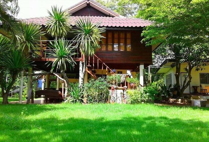 فندق At Home Suanphung