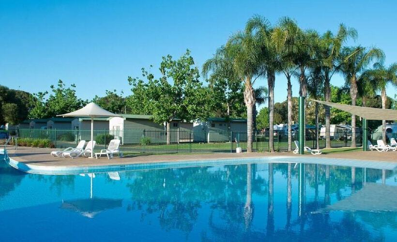 בית מלון כפרי Berri Riverside Holiday Park