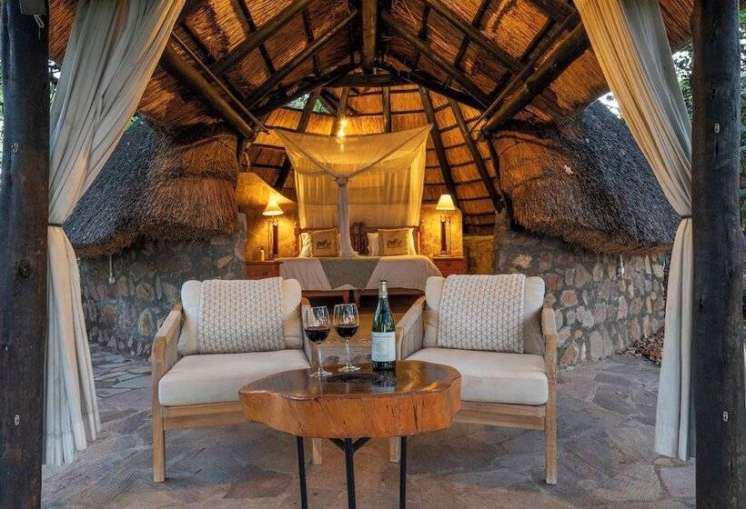 هتل Hornbill Lodge
