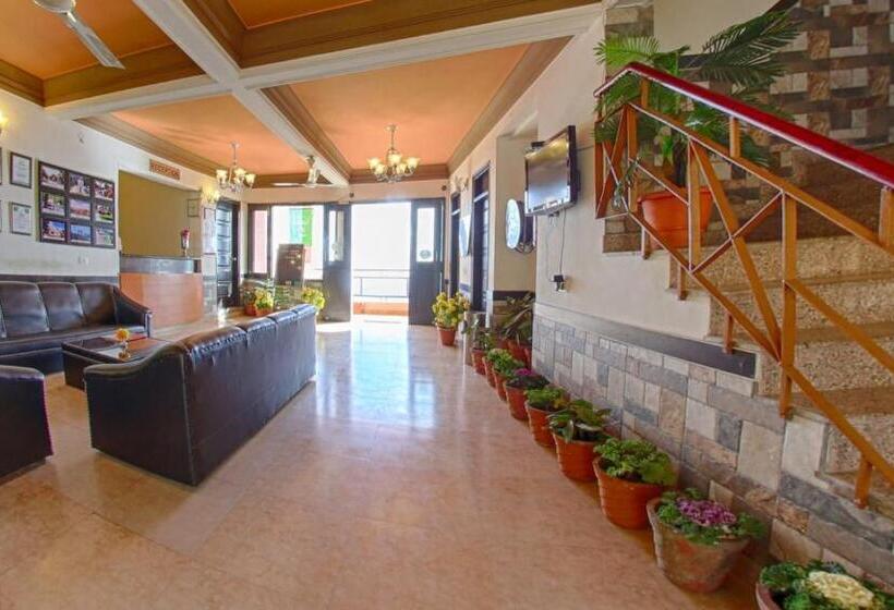 בית מלון כפרי Kasang Regency Hill Resort