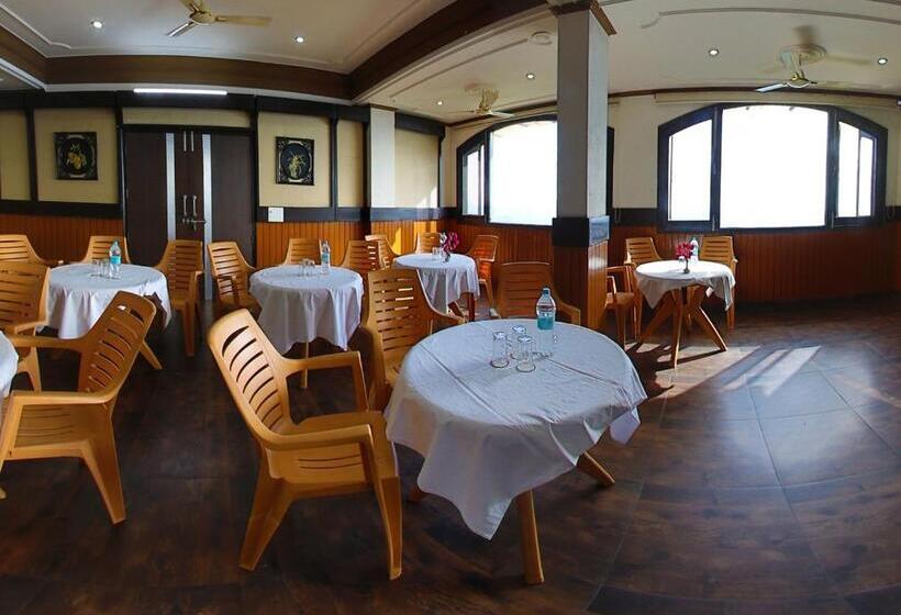 בית מלון כפרי Kasang Regency Hill Resort