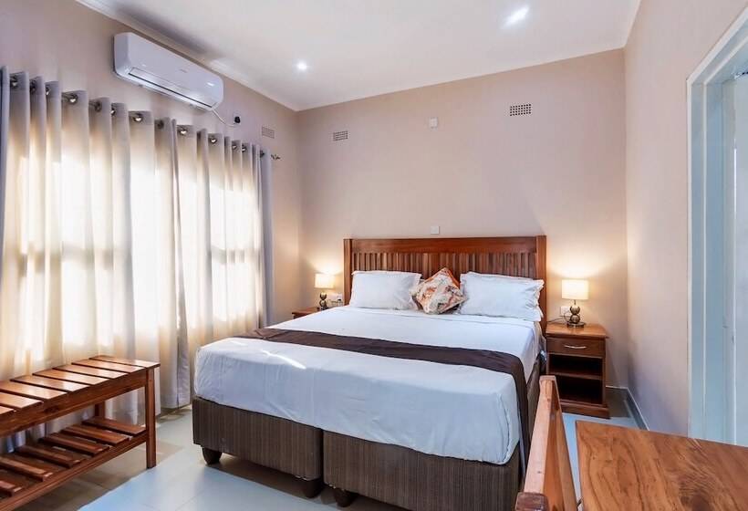 هتل Premier Guest Lodge