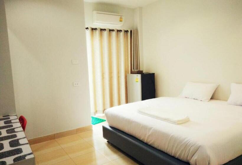 هتل R.m. Mansion Surin
