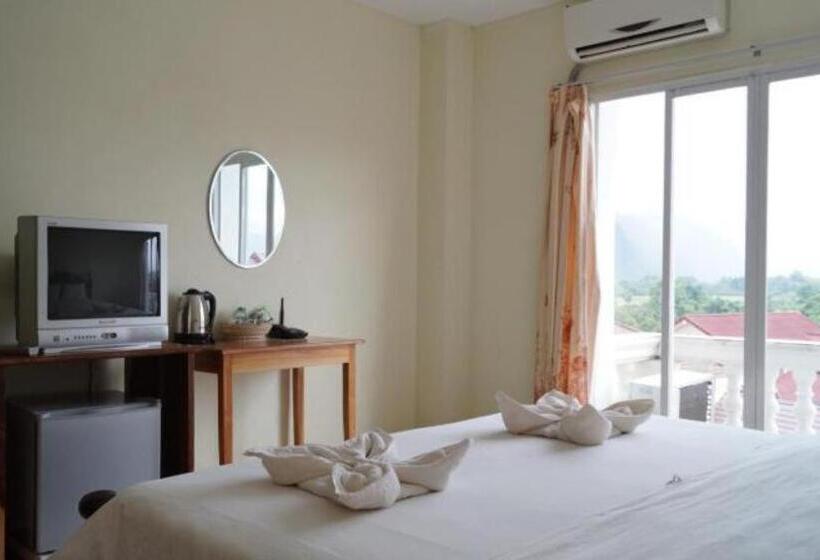 هتل Roung Nakhone Vang Vieng