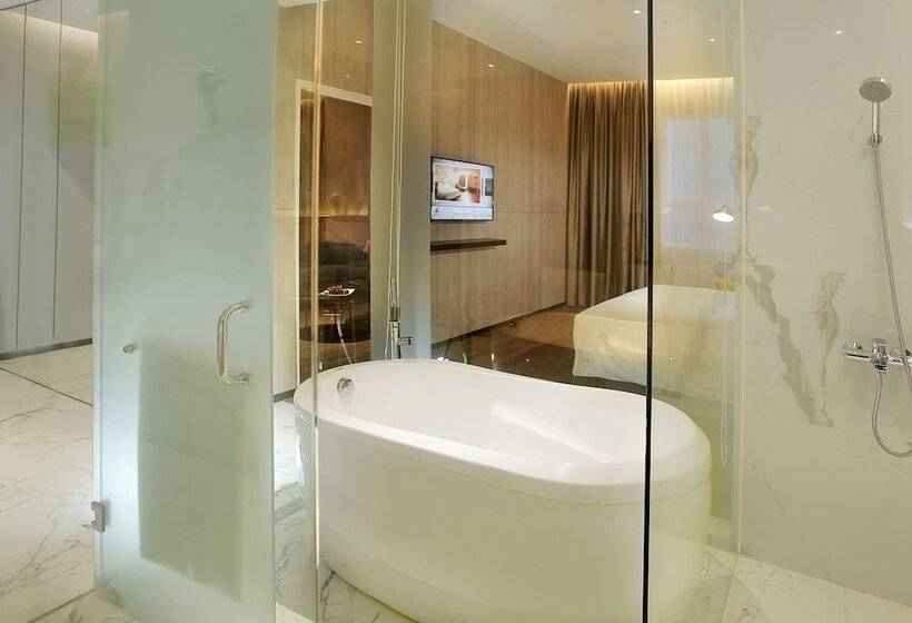 The Zuri Hotel Palembang