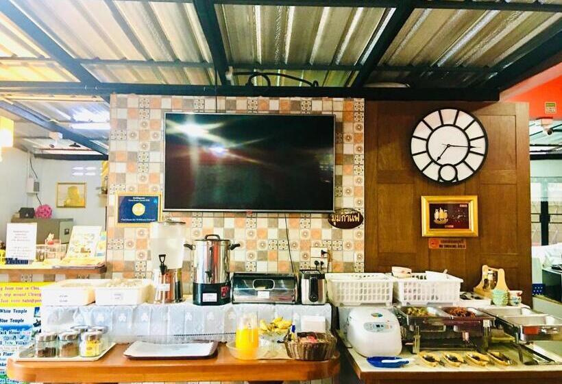 پانسیون Chat House Soi 18 Mithuna Chiangrai